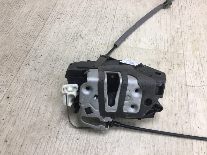 Замок двери передний правый FOCUS 10-18 2015 CB8 2.0 XQDA