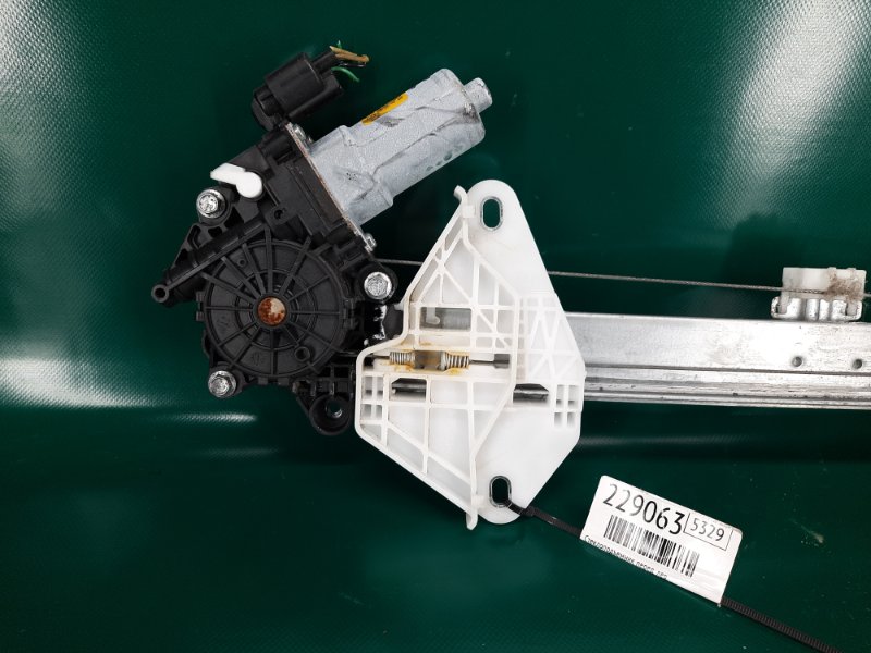 Стеклоподъемник передний левый TLX 14-17 2015 Седан 2.4