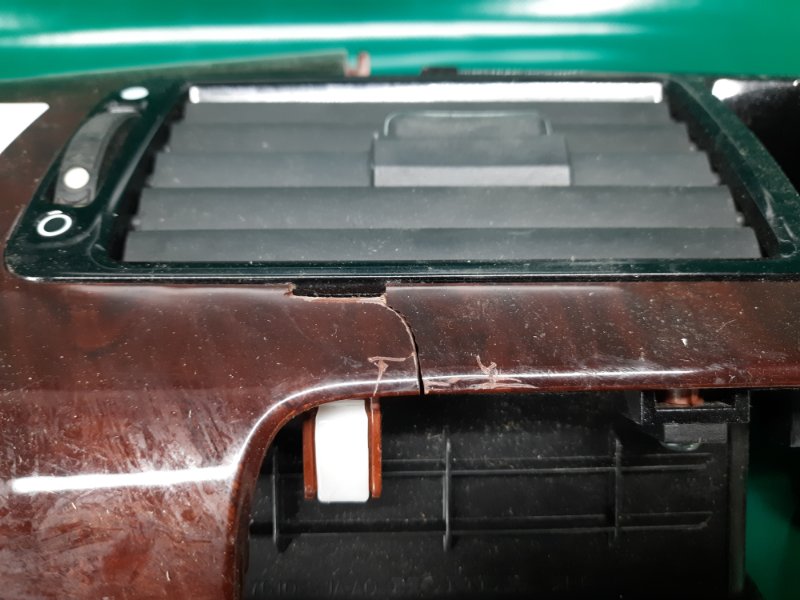 Накладка торпедо RL 05-12 2008 Седан 3.5 Накладка торпедо RL 05-12 2008 Седан 3.5