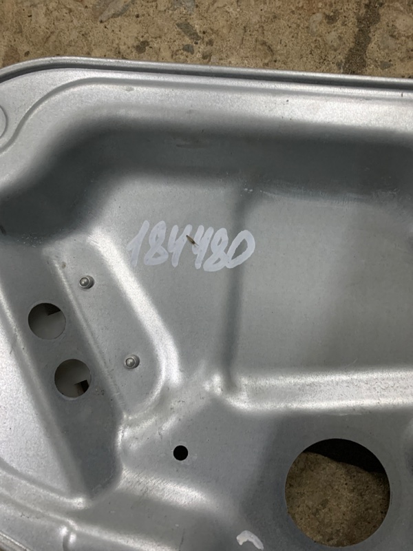 Стеклоподъемник задний левый HYUNDAI ELANTRA HD 06-11 Универсал 2.0 G4GC