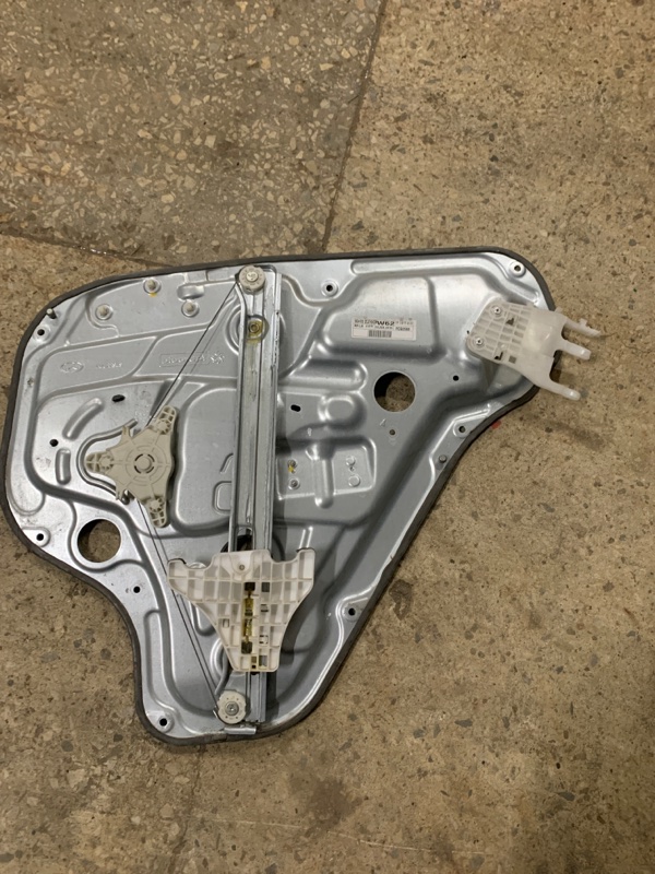 Стеклоподъемник задний левый ELANTRA HD 06-11 2010 Универсал 2.0 G4GC