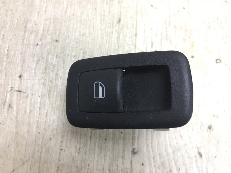 Кнопка стеклоподъемника задняя левая DODGE JOURNEY 08-20 2015 JC 3.6 ERB 68080942AA Б/У