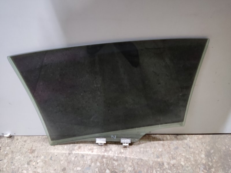 Стекло двери заднее правое INFINITI G25/G35/G37/Q40 06-14