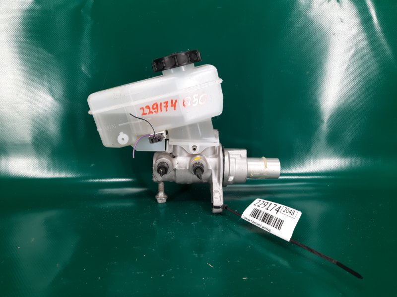 Главный тормозной цилиндр INFINITI Q50 20- 2021 Седан 3.0 VR30DDTT D6010-4GK7A Б/У