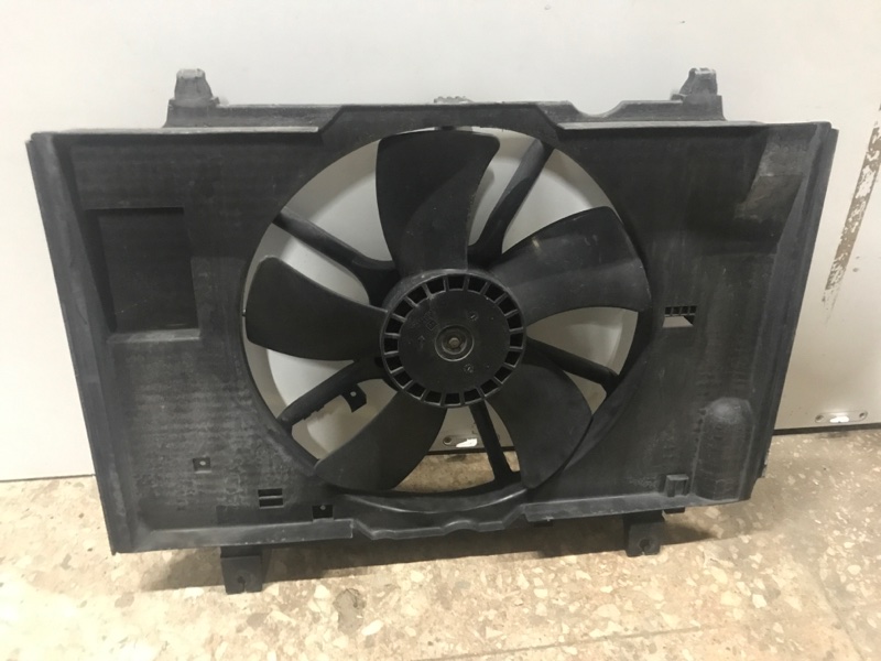 Диффузор вентилятора основного радиатора TIIDA/VERSA C11 04-11 Хетчбек