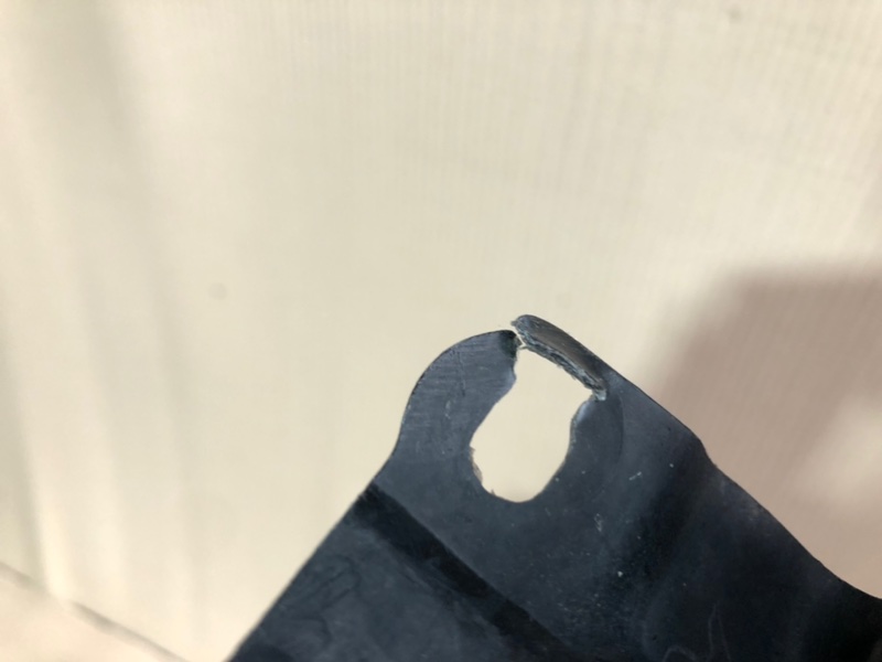 Подкрылок передний правый TEANA J31 03-07