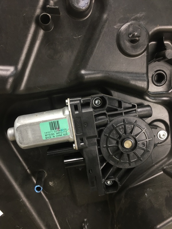 Стеклоподъемник задний левый JOURNEY 08-20 2015 JC 3.6 ERB