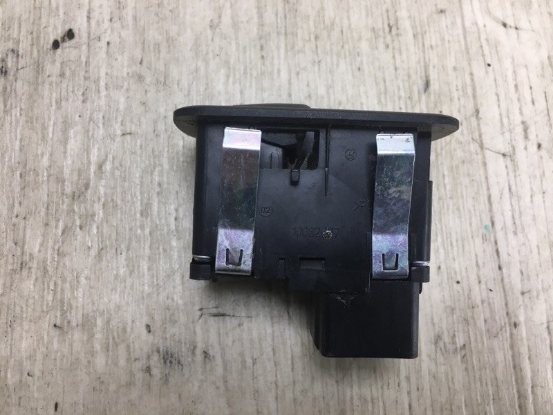 Кнопка стеклоподъемника задняя правая JOURNEY 08-20 2015 JC 3.6 ERB