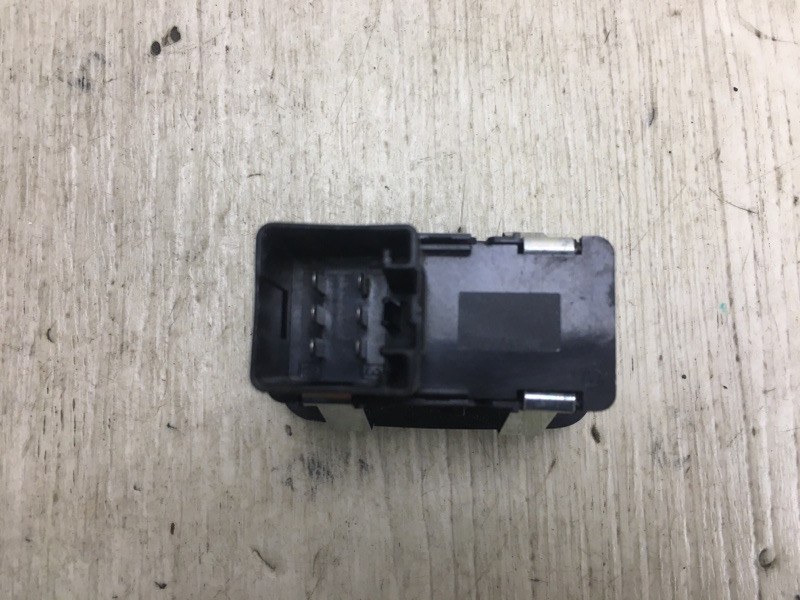 Кнопка стеклоподъемника задняя правая DODGE JOURNEY 08-20 JC 3.6 ERB