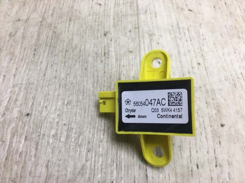 Датчик удара DODGE JOURNEY 08-20 2015 JC 3.6 ERB 56054047AC Б/У