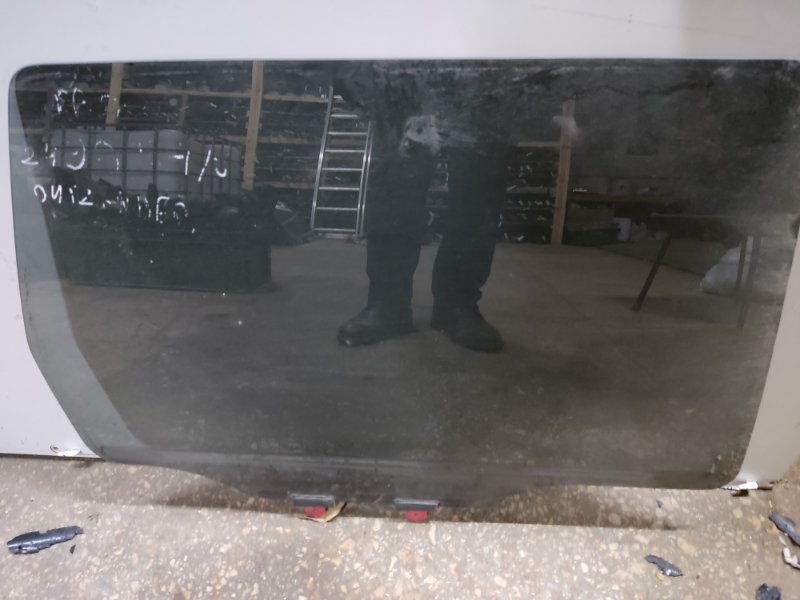 Запчасть стекло двери заднее правое MITSUBISHI OUTLANDER 03-07 2004 Внедорожник 2.4 MR487178 Б/У Стекло двери заднее правое MITSUBISHI OUTLANDER 03-07 2004 Внедорожник 2.4 MR487178 Б/У