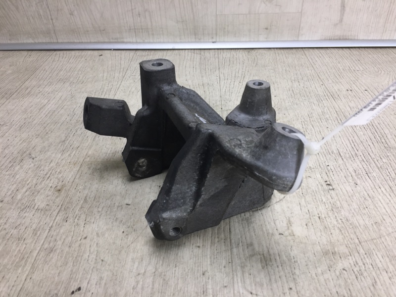 Кронштейн двигателя передний JOURNEY 08-20 2015 JC 3.6 ERB