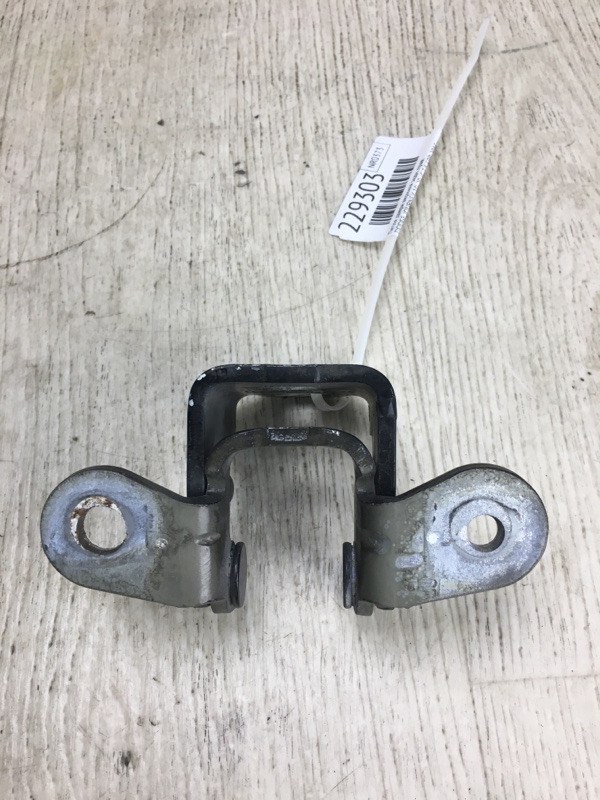 Петля двери верхняя задняя правая DODGE JOURNEY 08-20 JC 3.6 ERB