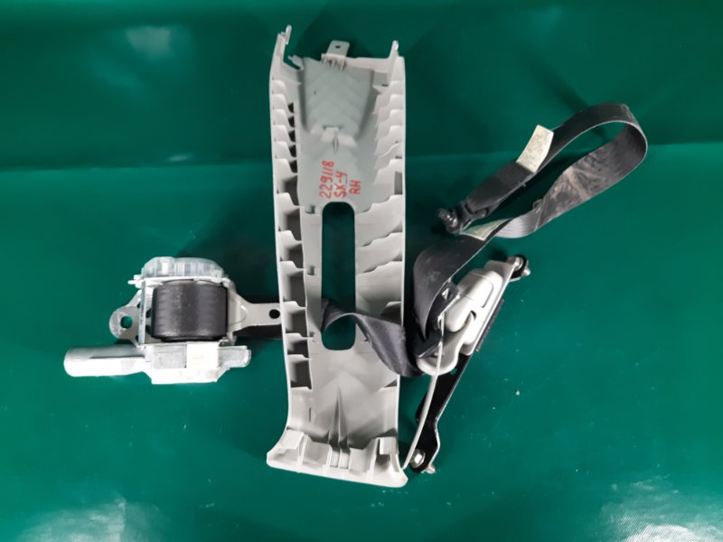 Ремень безопасности передний правый SX4 06-13 2008 Седан J20A