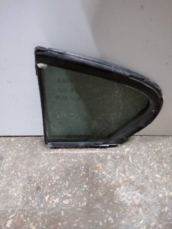 Стекло двери глухое заднее правое LEXUS GS350 GS300 05-11