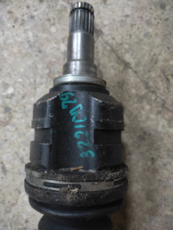 Привод передний левый AVENSIS 03-08 1.8 1ZZ-FE