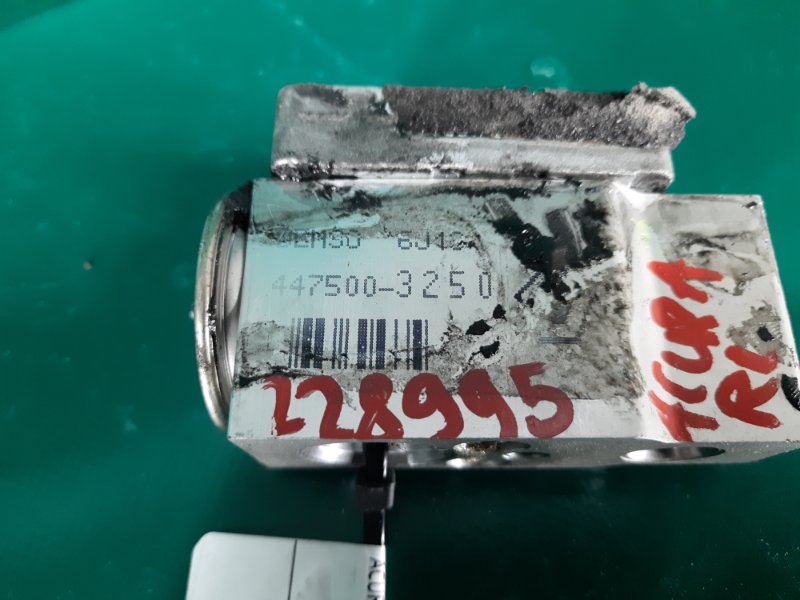 Клапан кондиционера RL 05-12 2008 Седан 3.5