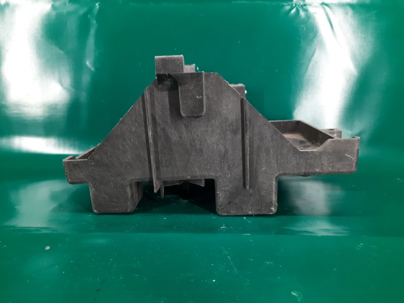 Полка аккумулятора MAZDA CX-9 06-16 Внедорожник 3.7