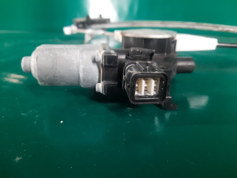 Стеклоподъемник передний левый SUBARU IMPREZA WRX 10-14 GH Хетчбек 2.5 EJ255