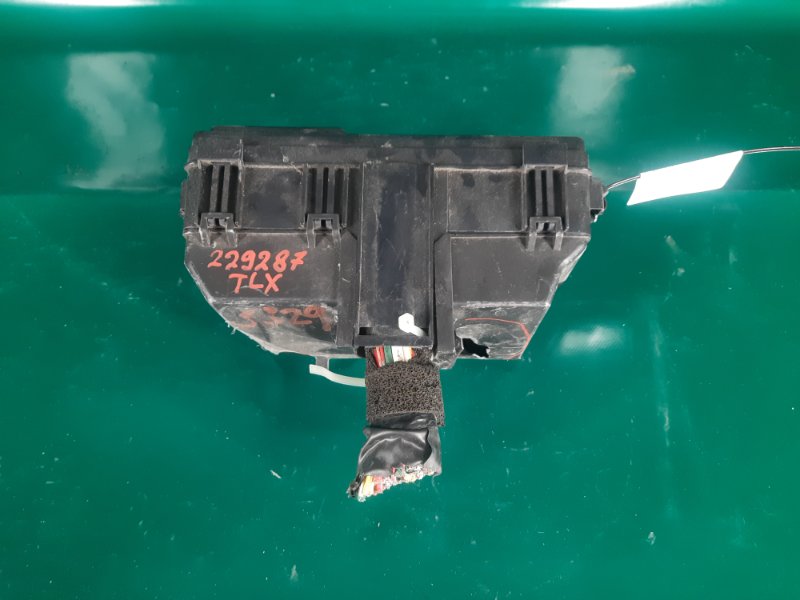 Блок предохранителей моторный отсек TLX 14-17 2015 Седан 2.4