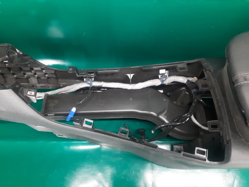 Подлокотник TLX 14-17 2015 Седан 2.4