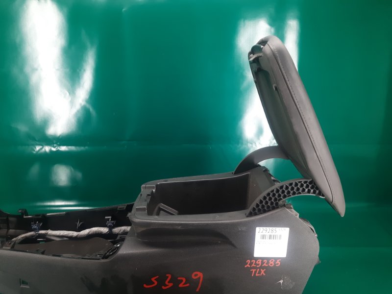 Подлокотник TLX 14-17 2015 Седан 2.4