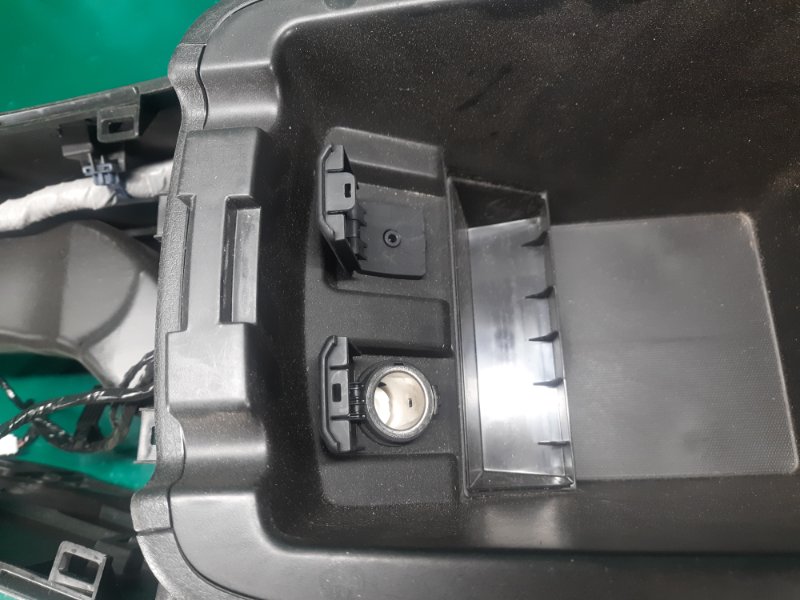 Подлокотник TLX 14-17 2015 Седан 2.4