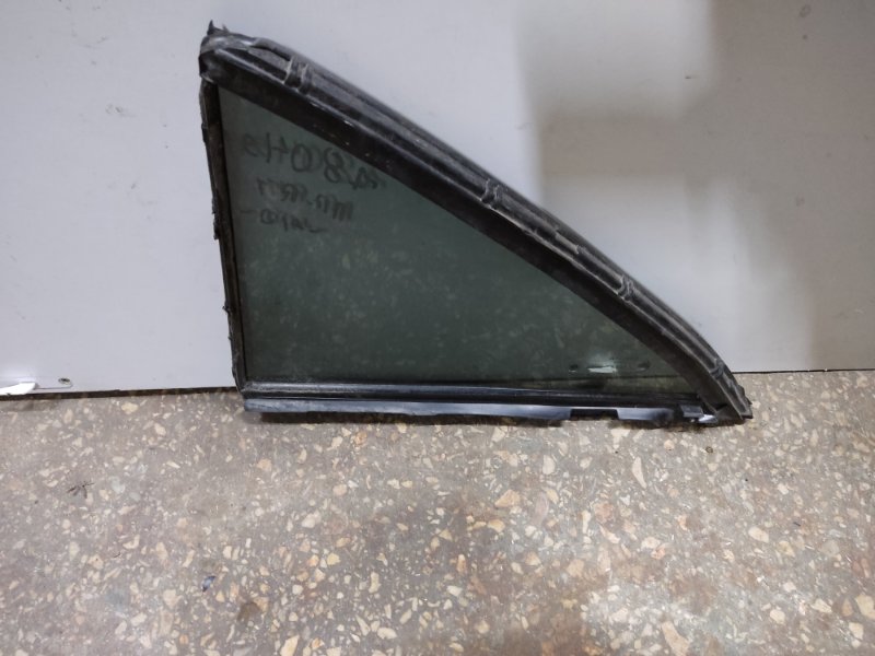 Стекло двери глухое заднее правое TOYOTA CAMRY 40 06-11 Стекло двери глухое заднее правое TOYOTA CAMRY 40 06-11