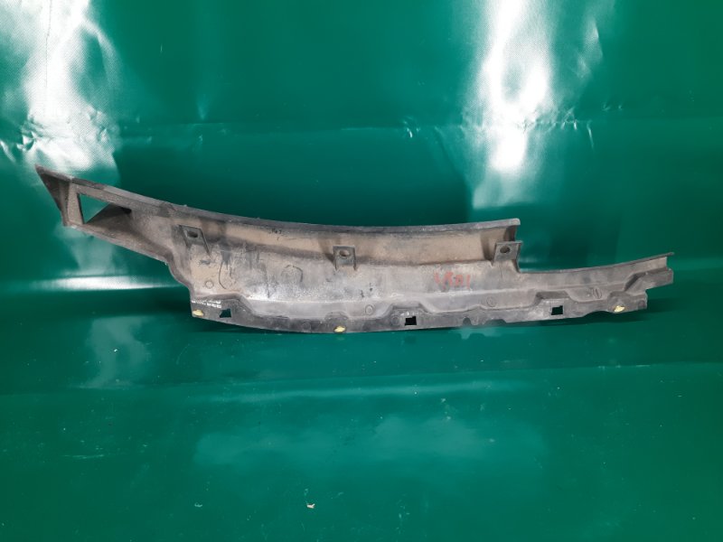 Пластик под лобовое стекло / Жабо 3 BK 03-08 2004 Седан 2.3 Пластик под лобовое стекло / Жабо 3 BK 03-08 2004 Седан 2.3