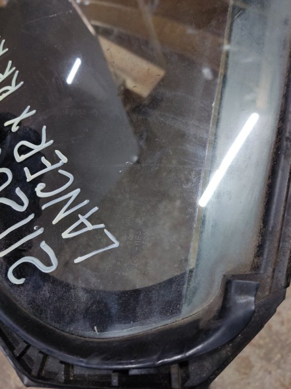 Стекло двери глухое заднее правое LANCER X 10 07-15 Стекло двери глухое заднее правое LANCER X 10 07-15