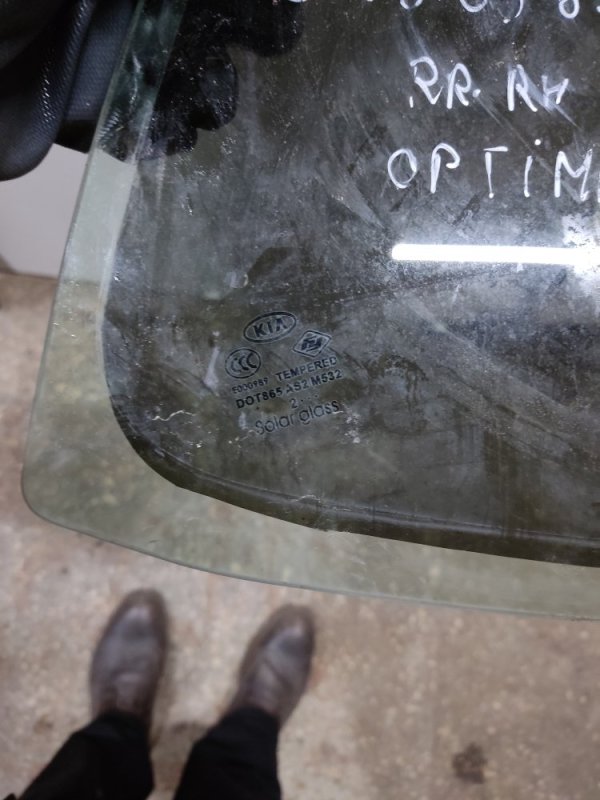 Стекло двери глухое заднее правое OPTIMA TF 11-16