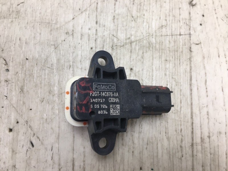 Запчасть датчик удара FORD ESCAPE 12-19 2014 TM2 2.0 HDTX DS7Z-14B345-A Б/У Датчик удара FORD ESCAPE 12-19 2014 TM2 2.0 HDTX DS7Z-14B345-A Б/У