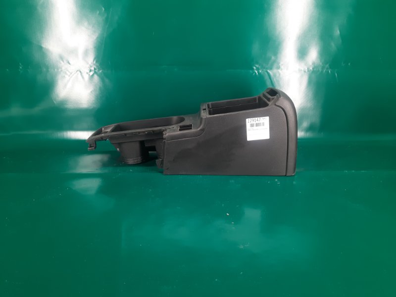 Запчасть подлокотник SUBARU IMPREZA WRX 10-14 GH 2014 Хетчбек 2.5 EJ255 92113AG010JC Б/У Подлокотник SUBARU IMPREZA WRX 10-14 GH 2014 Хетчбек 2.5 EJ255 92113AG010JC Б/У