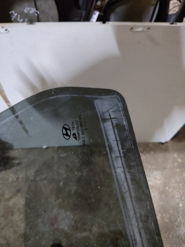 Стекло двери глухое заднее левое SANTA FE (CM) 05-12 2007 Внедорожник 3.3