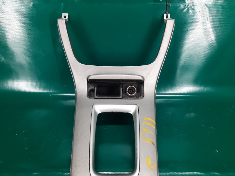 Накладка в салоне NISSAN SENTRA B17 12-21 Седан 1.8 Накладка в салоне NISSAN SENTRA B17 12-21 Седан 1.8