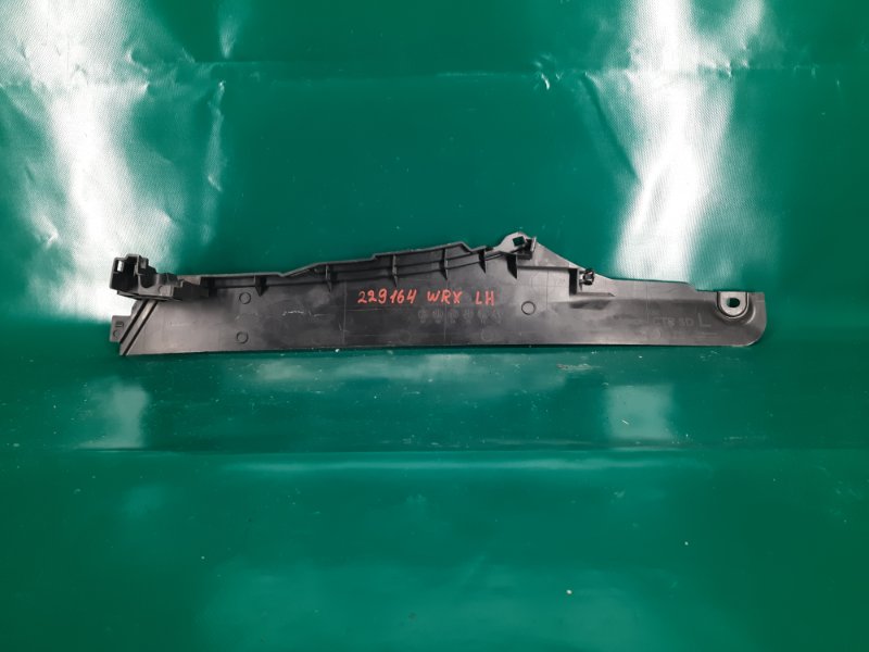 Накладка в салоне левая IMPREZA WRX 10-14 GH 2014 Хетчбек 2.5 EJ255