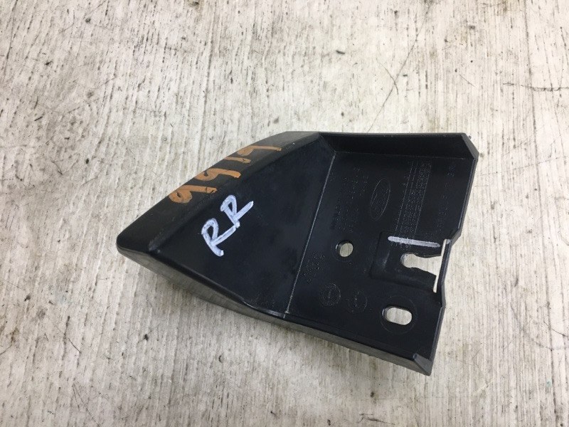 Кронштейн заднего бампера задний правый FORD ESCAPE 12-19 2014 TM2 2.0 HDTX CJ5Z-17D942-C Б/У