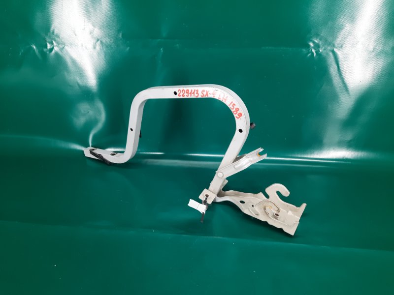 Петля крышки багажника левая SX4 06-13 2008 Седан J20A