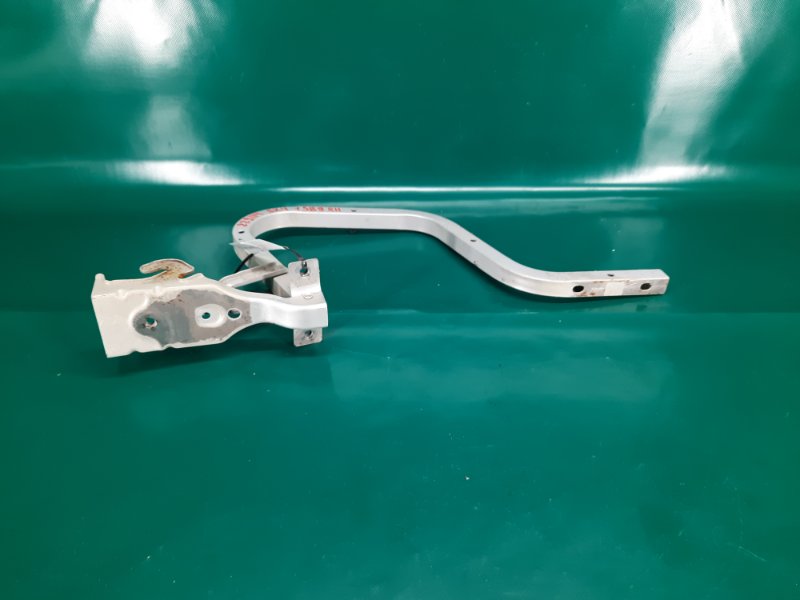 Петля крышки багажника правая SX4 06-13 2008 Седан J20A