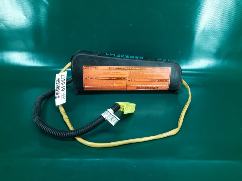 Запчасть подушка безопасности в сиденье левая MAZDA 3 BK 03-08 2004 Седан 2.3 BN8P-57-KB0 Б/У Подушка безопасности в сиденье левая MAZDA 3 BK 03-08 2004 Седан 2.3 BN8P-57-KB0 Б/У