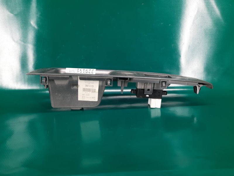 Кнопка стеклоподъемника задняя правая SUBARU IMPREZA WRX 10-14 GH Хетчбек 2.5 EJ255