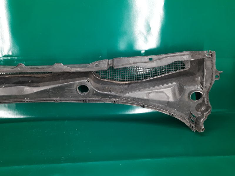 Пластик под лобовое стекло / Жабо IMPREZA WRX 10-14 GH 2014 Хетчбек 2.5 EJ255