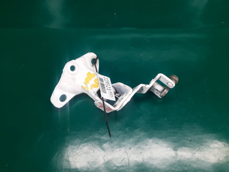 Ролик сдвижной двери средний левый NISSAN NV200 USA 13- 2017 Минивэн 2.0L 4 82411-JX00A Б/У