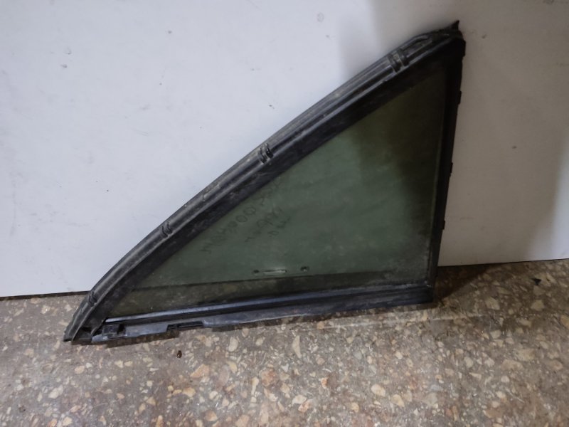 Стекло двери глухое заднее левое TOYOTA CAMRY 40 06-11