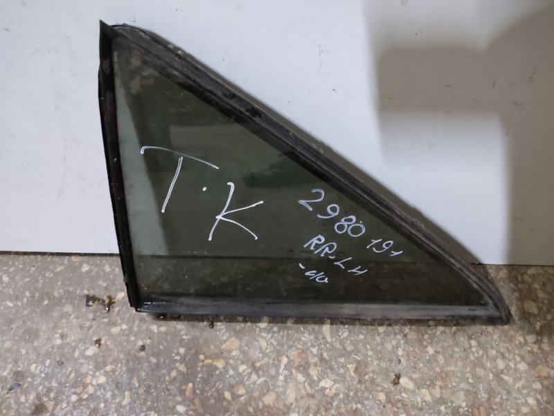 Запчасть стекло двери глухое заднее левое TOYOTA CAMRY 40 06-11 68124-33060 Б/У Стекло двери глухое заднее левое TOYOTA CAMRY 40 06-11 68124-33060 Б/У