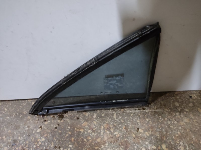 Стекло двери глухое заднее левое TOYOTA CAMRY 40 06-11 ACV40