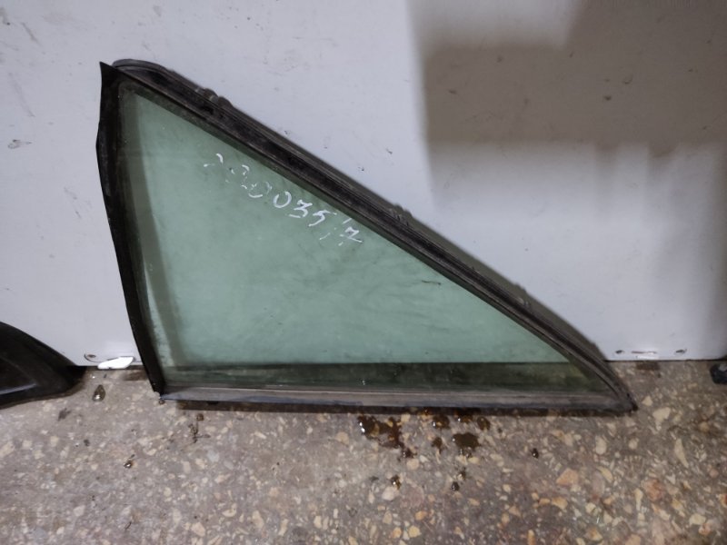 Запчасть стекло двери глухое заднее левое TOYOTA CAMRY 40 06-11 68124-33060 Б/У Стекло двери глухое заднее левое TOYOTA CAMRY 40 06-11 68124-33060 Б/У