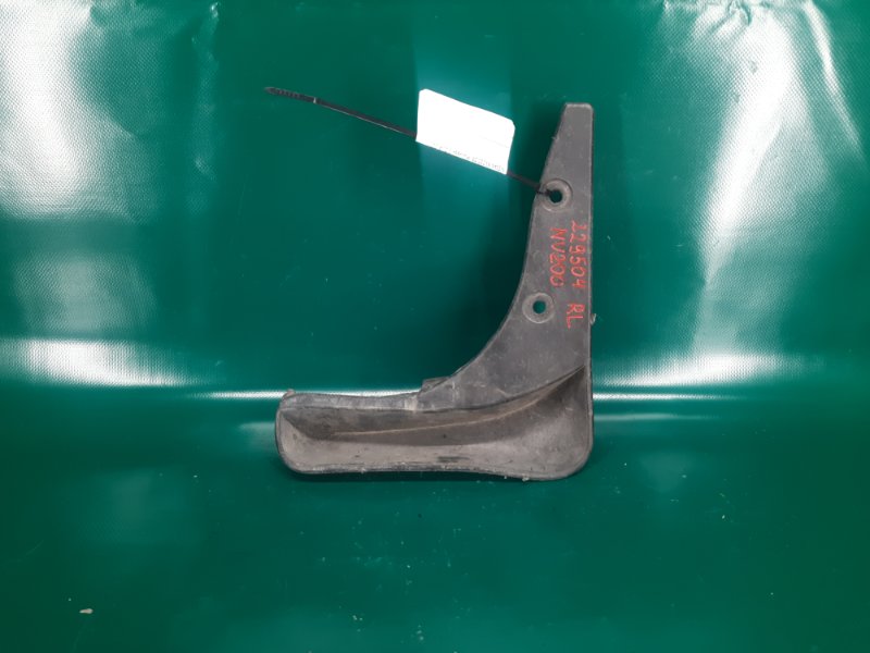 Брызговик задний левый NV200 USA 13- 2017 Минивэн 2.0L 4