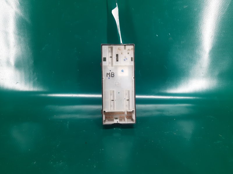 Блок управления стеклоподъемниками передний левый NISSAN NV200 USA 13- Минивэн 2.0L 4