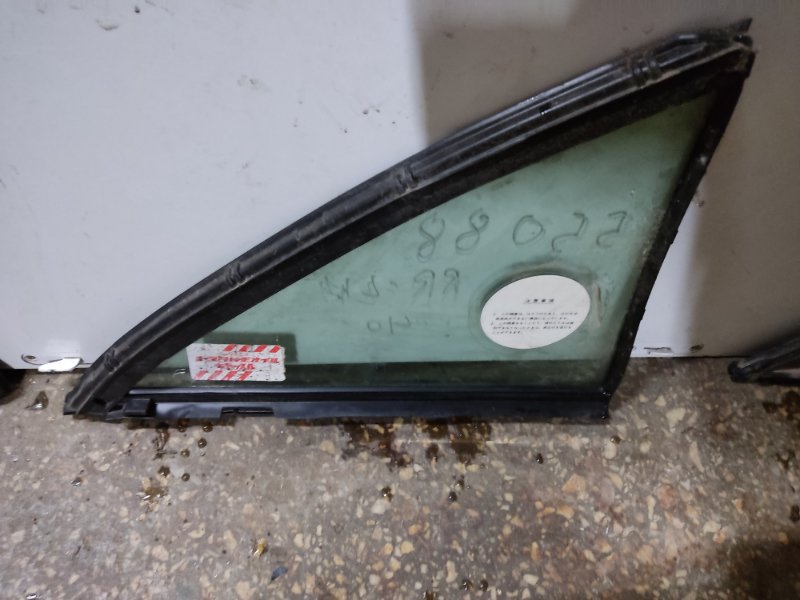 Стекло двери глухое заднее левое TOYOTA CAMRY 40 06-11